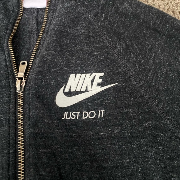 Nike zip up - Picture 2 of 4